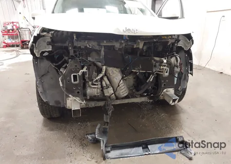 2020 Jeep Compass Latitude 4X4 из США, поврежденный, VIN 3C4NJDBB9LT192597